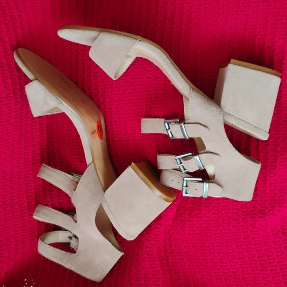 Vince Camuto Geriann Beige Suede Block Gladiator Sandals